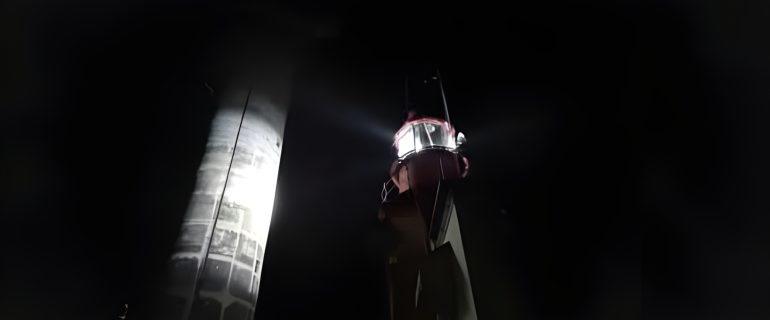 PULAU UNDAN NEW MK2000 SERIES ROTATING BEACON