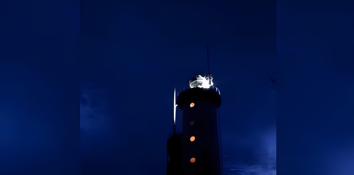 BUKIT JUGRA LIGHTHOUSE NEW MK2000 SERIES ROTATING BEACON BUKIT JUGRA LIGHTHOUSE NEW MK2000 SERIES ROTATING BEACON